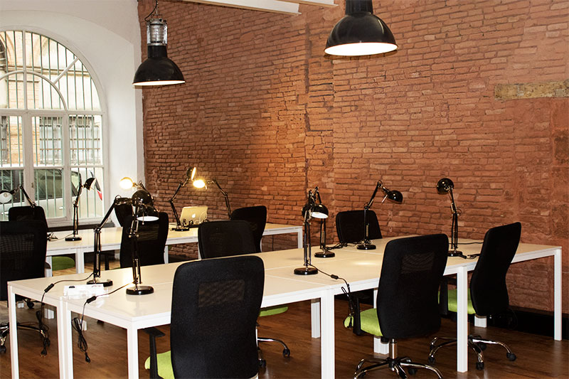 L'open space d'un coworking toulousain