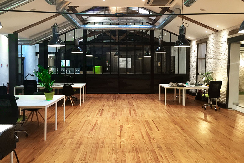Un espace du coworking Harrycow
