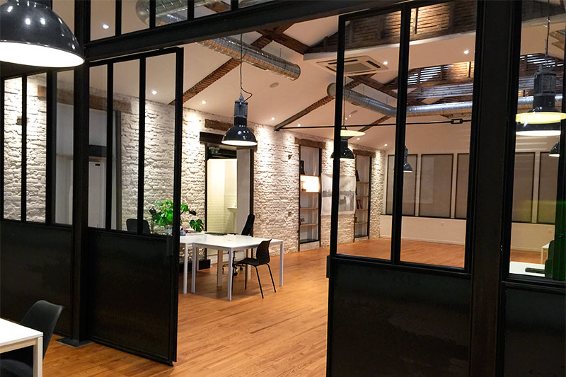 Partage d'un bureau en coworking